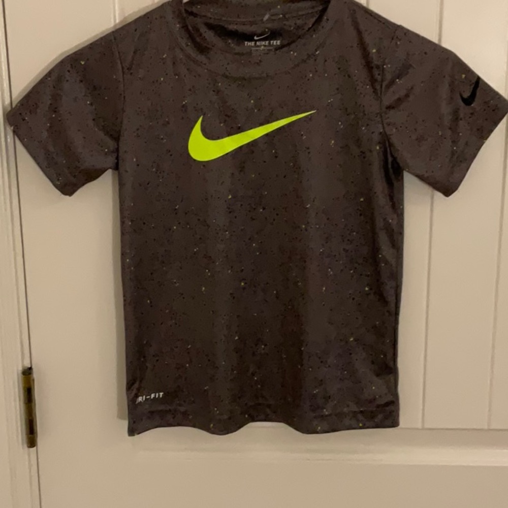 Nike dri fit tee